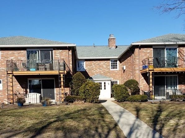 Rockland MA Condos & Apartments For Sale - 3 Listings | Zillow