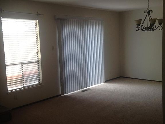 3rd image of 1086 Trevino Ter