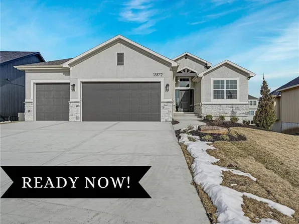 15372 W 161st Ct, Olathe, KS 66062