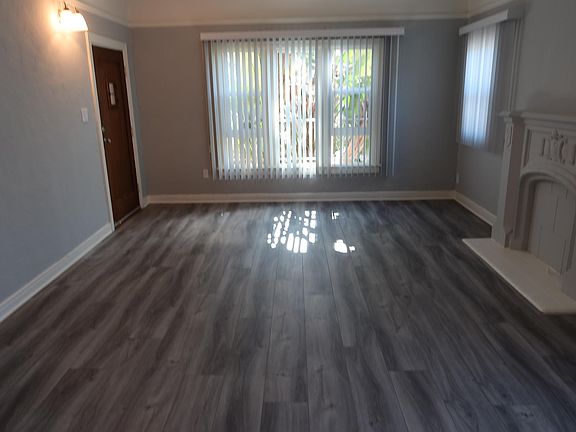 4th image of 445 N Genesee Ave #445.5