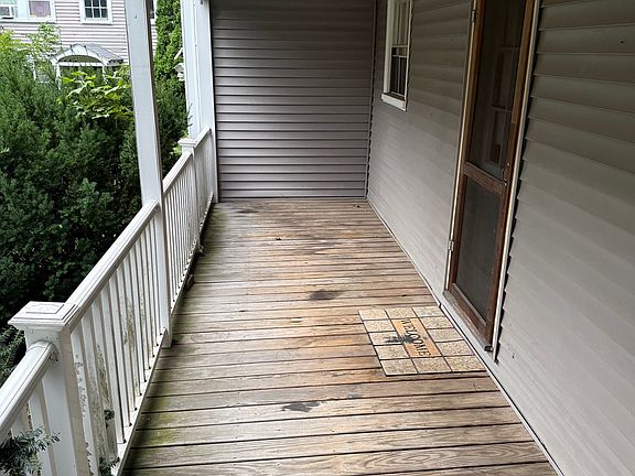 2nd image of 51 Summer St