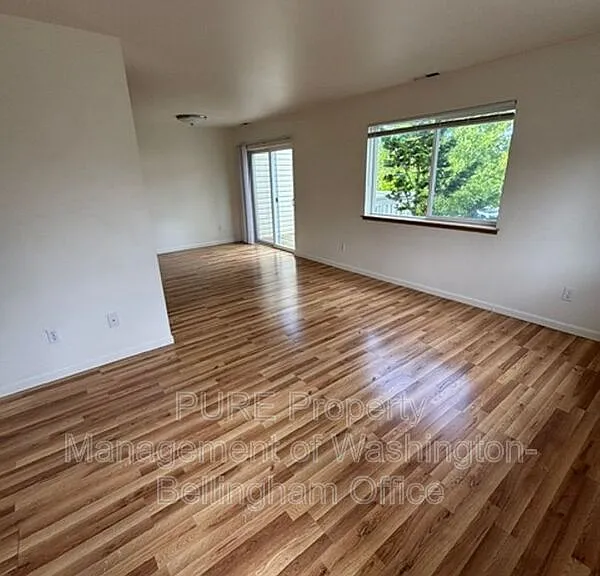 3255 Racine St #202 — Photo 1