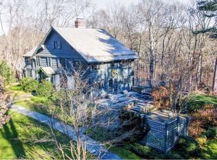 143 Meadowbrook Rd, Weston, MA 02493