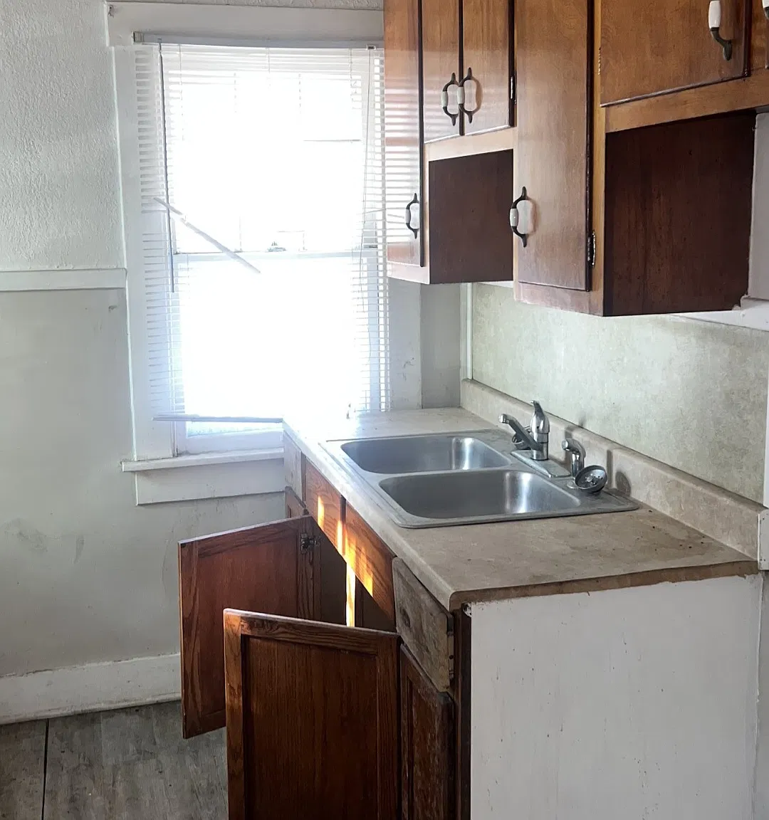 3 bed, 1189 sqft, $950 — Photo 3