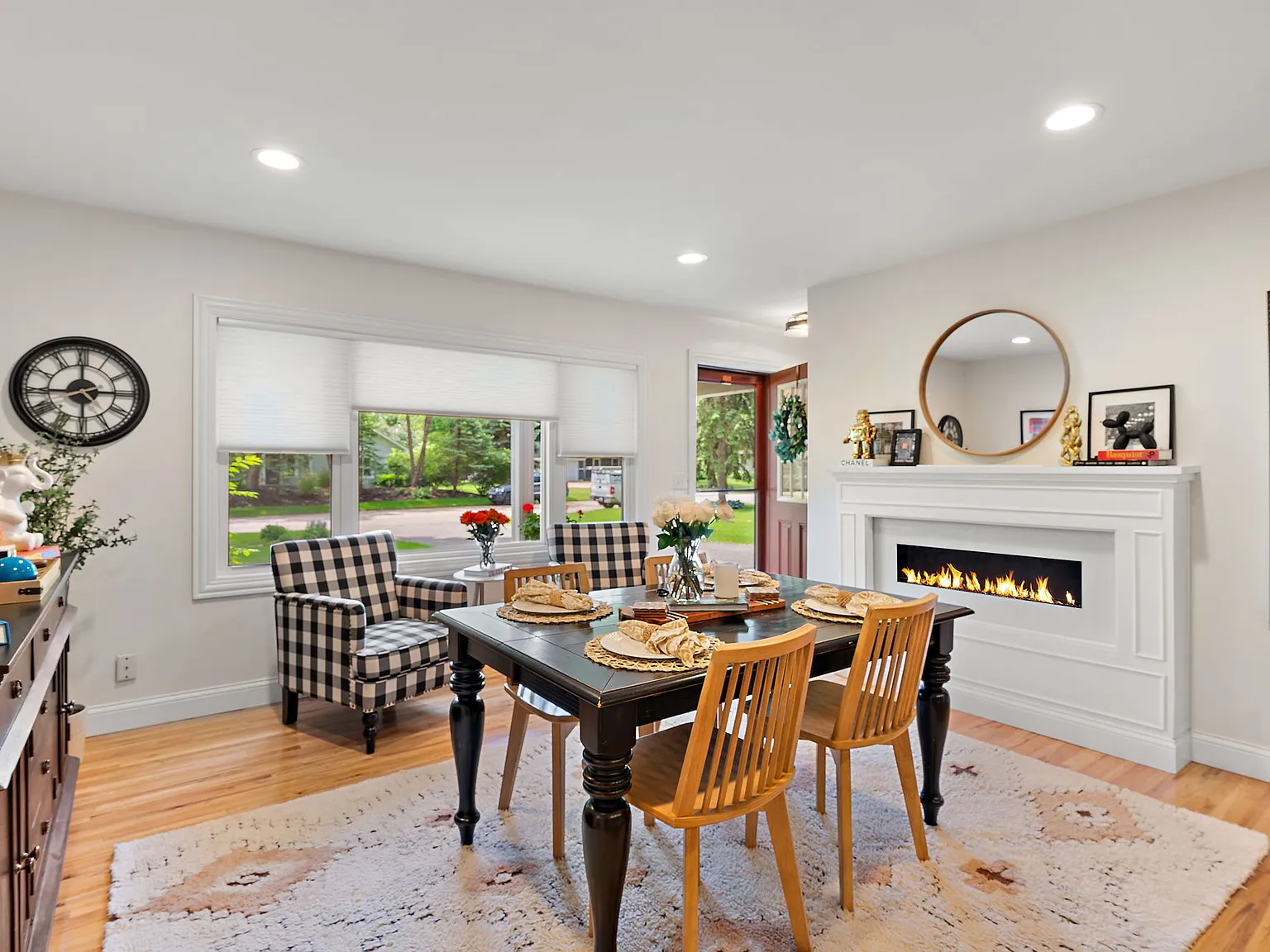 3 bed, $5,000 — Photo 4