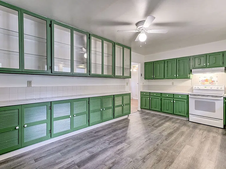 1521 Crestmore Pl — Photo 13