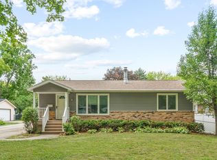 222 Sheridan Rd, Waterloo, IA 50701