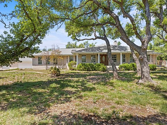 3rd image of 618 Country Creek Ln