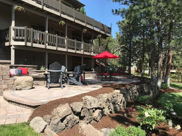 1627 NW City View Dr, Bend, OR 97703