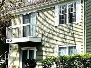 126 Club Pl #126, Galloway, NJ 08205