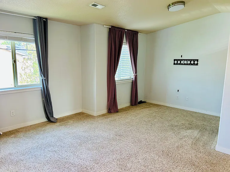 845 NE 109th Ct — Photo 11