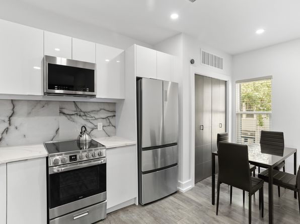 935 S Howard Ave #1