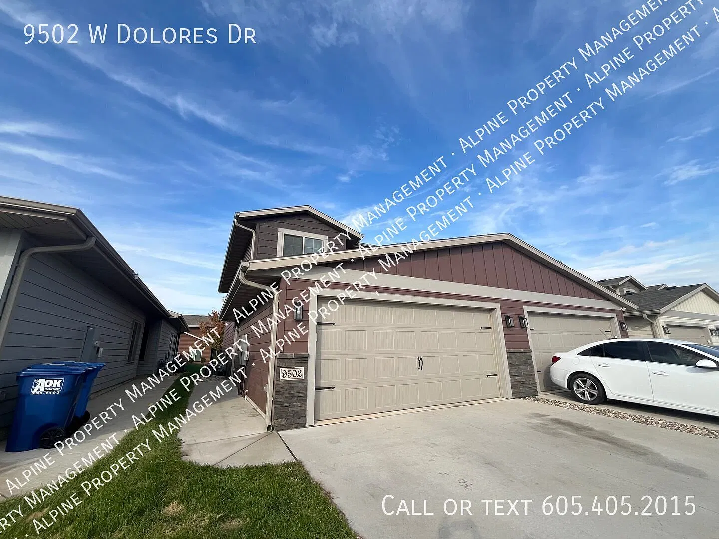 Newly Built 3 Bed/2.5 Bath Twinhome! — Photo 2