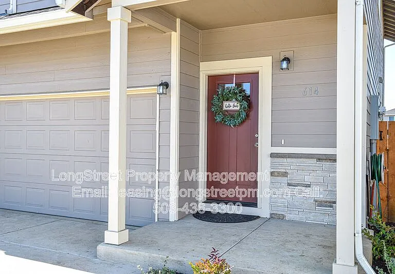 614 S 16th St — Photo 4