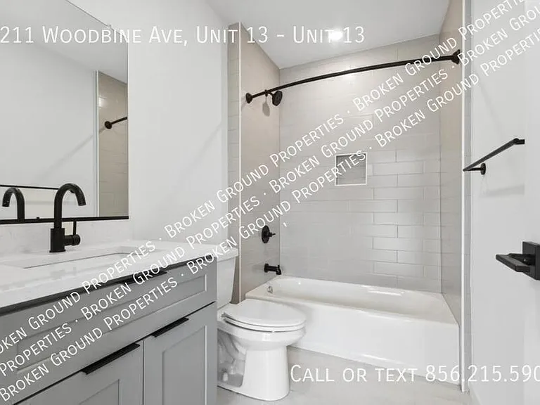 6211 Woodbine Ave #13 — Photo 7