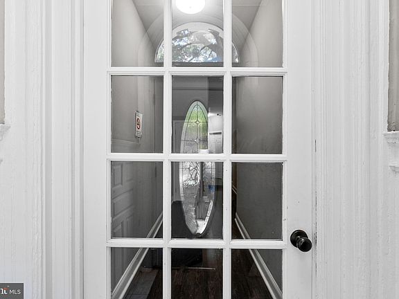 3rd image of 59 Rhode Island Ave NW #4