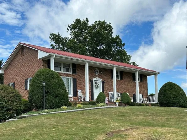 6336 N Barrens Rd, Roanoke, VA 24019