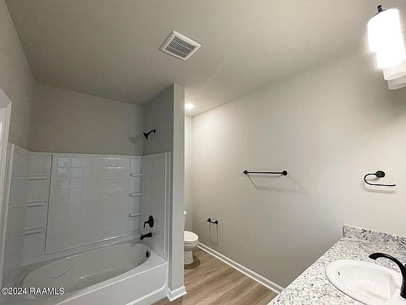 5th image of 3317 Autumn Park Dr