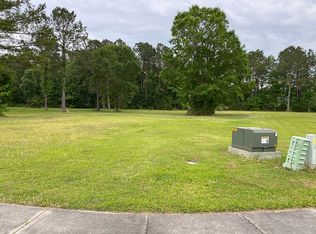 9458 Old Salem Way NW, Calabash, NC 28467