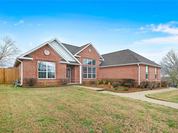 4143 Tara St, Springdale, AR 72762