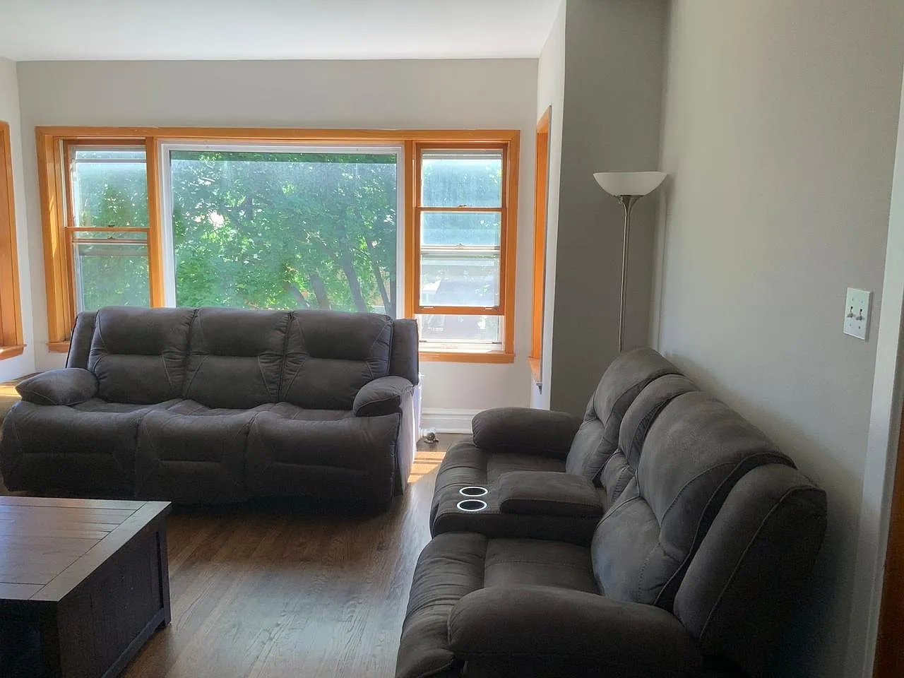3 bed, 1300 sqft, $850 — Photo 3