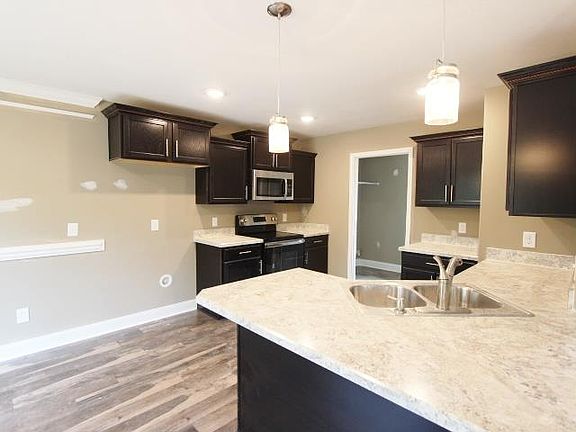 2nd image of 120 Magnolia Pl Lot 120