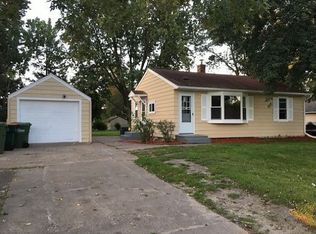 2152 Terrace Dr, Mounds View, MN 55112