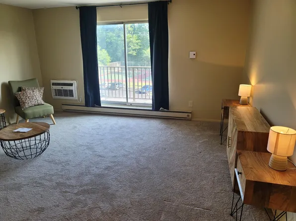 2927 Westbrook Dr APT B422, Fort Wayne, IN 46805