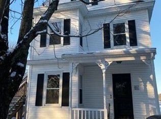 355 Commonwealth Ave UNIT 1, Concord, MA 01742