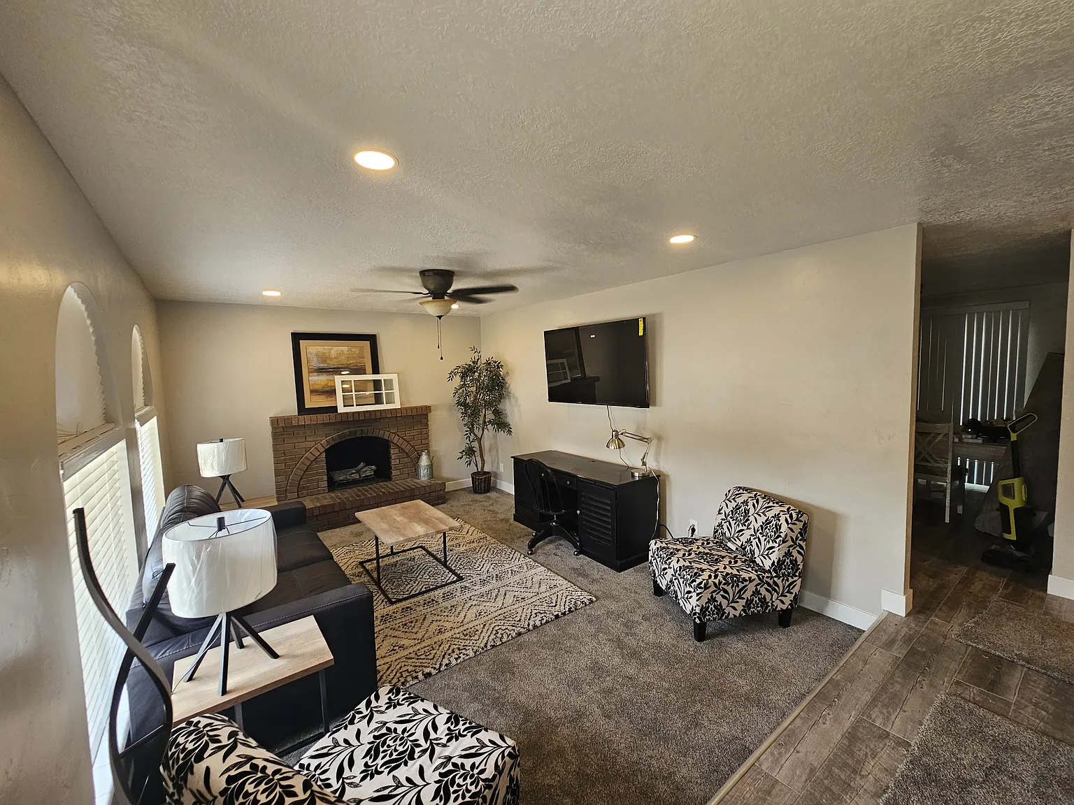 3 bed, 1588 sqft, $2,750 — Photo 4
