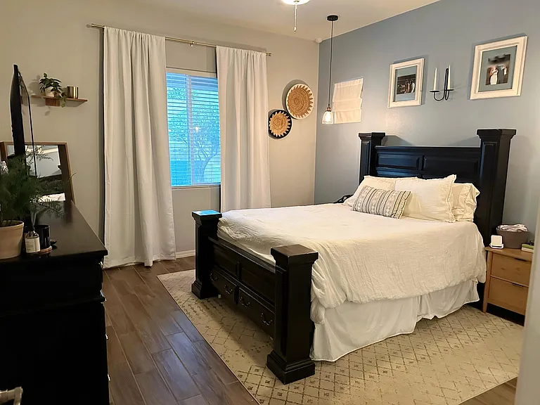 Masted Bedroom