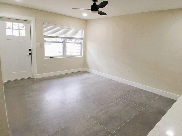 388 Hibiscus Ave — Photo 8