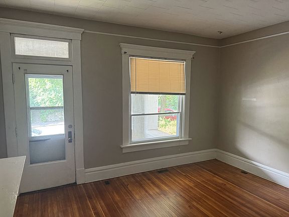 2nd image of 217 E Patterson Ave #217