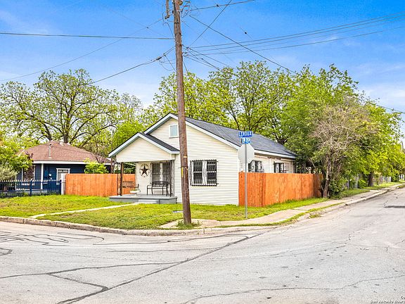 2nd image of 346 LEROUX ST