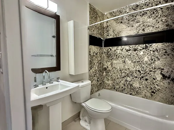 5510 Corteen Pl APT 6, Valley Village, CA 91607