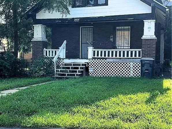 3909 Chestnut Ave, Kansas City, MO 64130