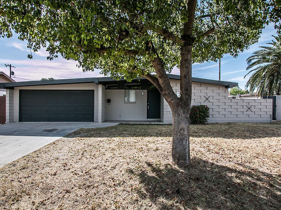 1st image of 8818 N 36th Dr