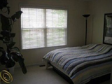 4th image of 4483 Red Oak Blvd