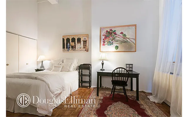 Rented by Douglas Elliman | media 4