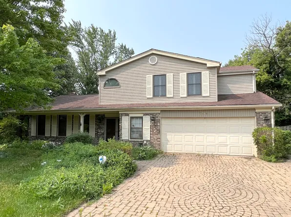 3919 Lizette Ln, Glenview, IL 60026