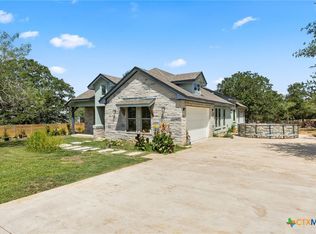390 Riddle Rd, Cedar Creek, TX 78612