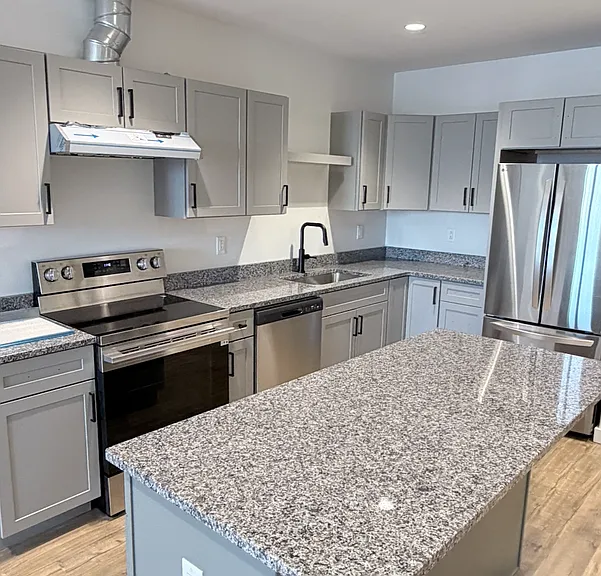 345 Main St #302 — Photo 1