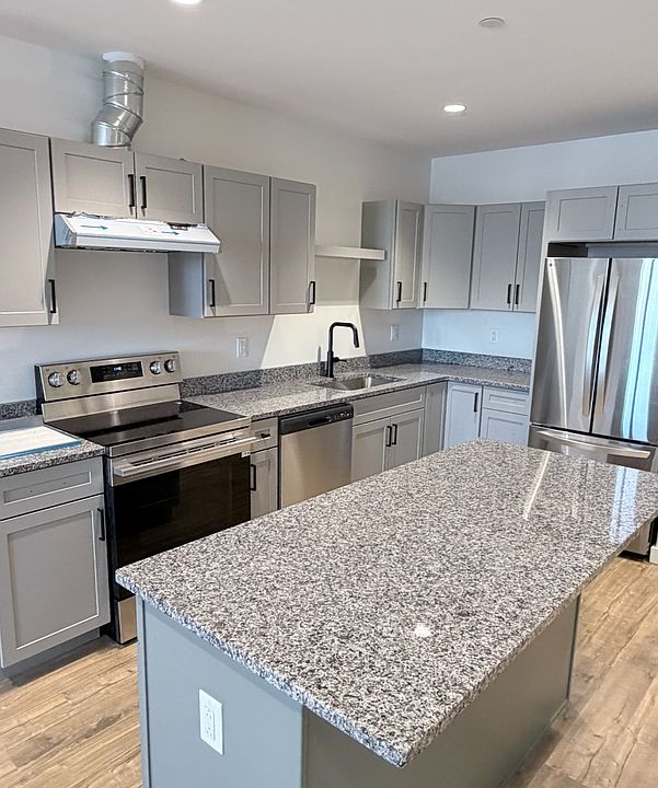 1st image of 345 Main St APT 302