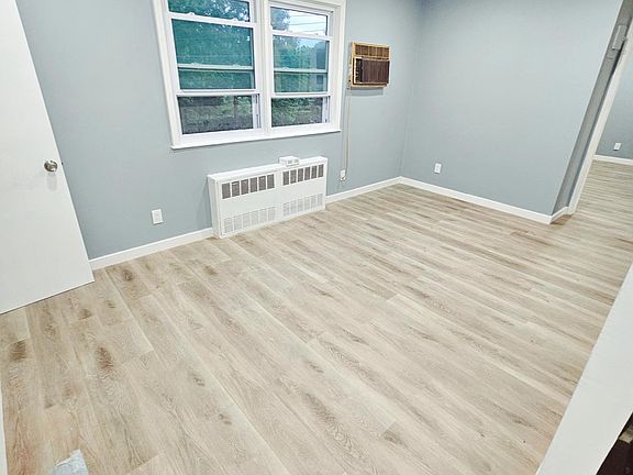 4th image of 10530 80th St