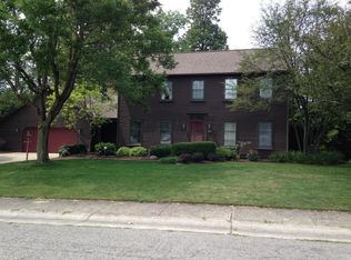 301 Ashbrook Dr, Bellefontaine, OH