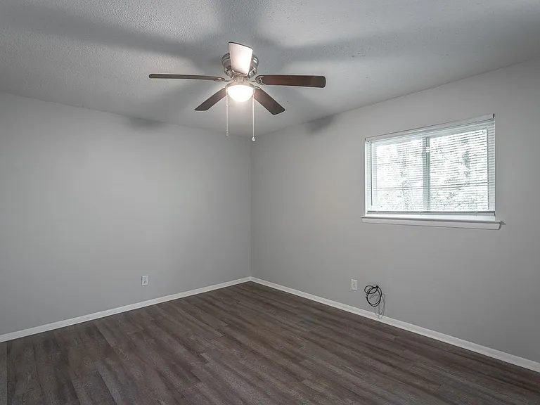 113 Goodson Ave — Photo 9