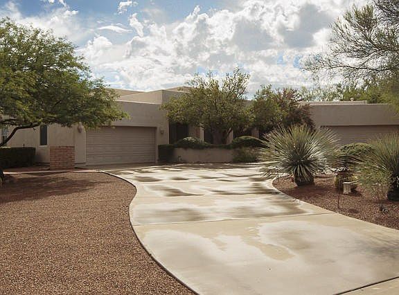 2nd image of 938 E Sawmill Canyon Pl