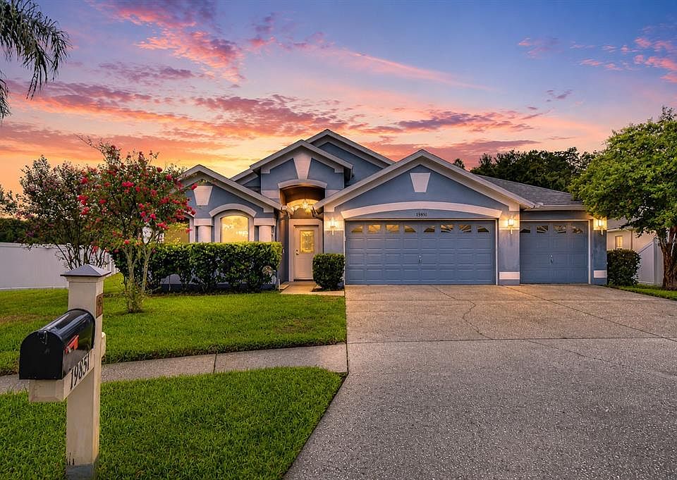 1st image of 19851 ELLENDALE DRIVE
