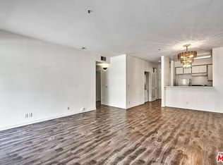 500 S Berendo St APT 101, Los Angeles, CA 90020