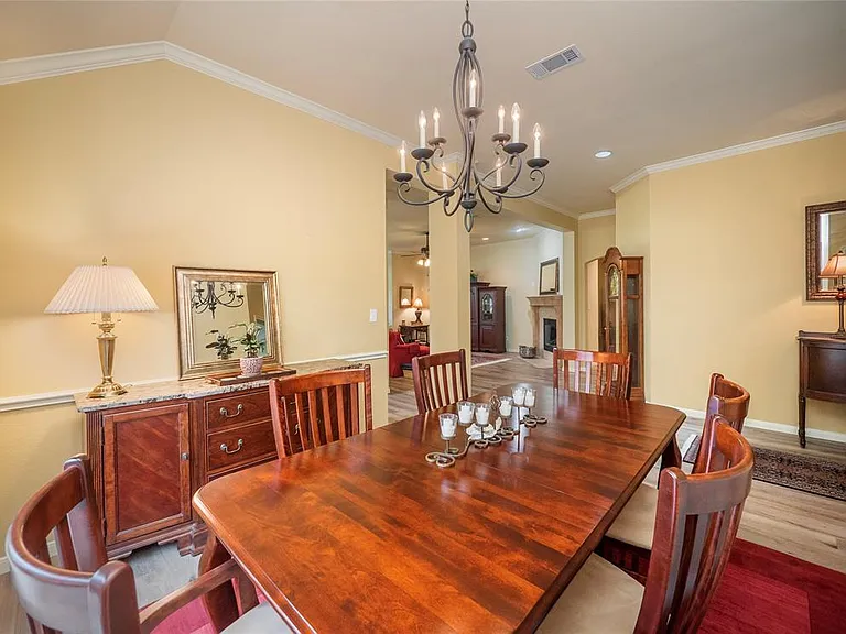 3805 Longhorn Acres St — Photo 9